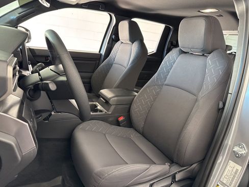 Certified 2025 Toyota Tacoma SR5 image 15