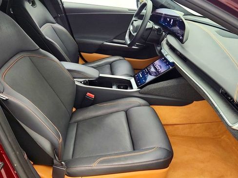 Used 2024 Lucid Air Touring image 22