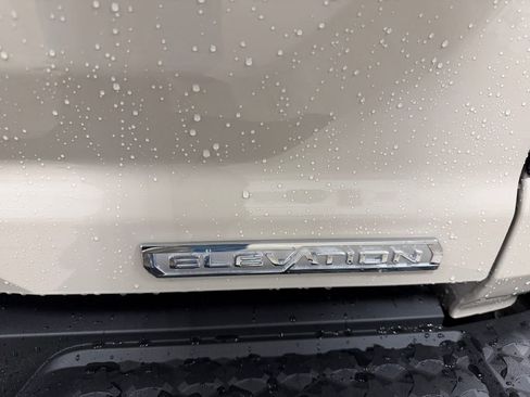 New 2026 GMC Canyon Elevation w/ Convenience Package image 11