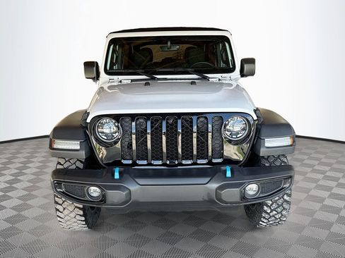 Used 2023 Jeep Wrangler Unlimited w/ 8.4" Radio Group image 2