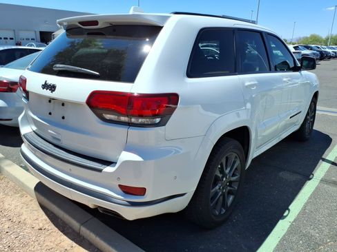 Used 2019 Jeep Grand Cherokee High Altitude RWD image 3