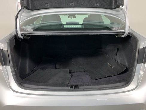 Used 2024 Toyota Corolla SE image 13