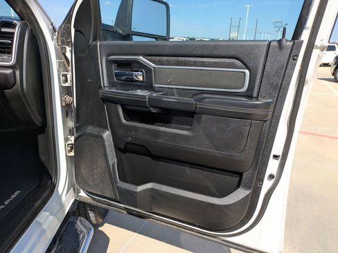 Used 2024 RAM 2500 Big Horn image 28