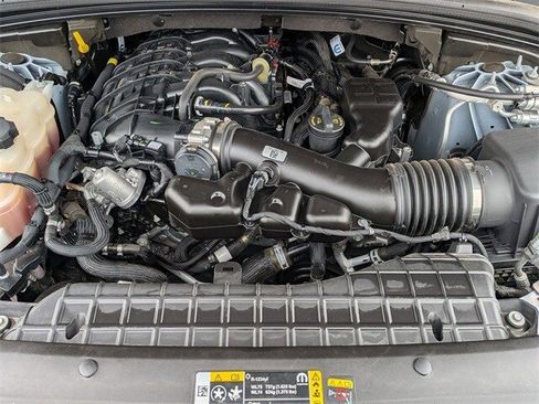 Used 2024 Jeep Grand Cherokee Limited image 37