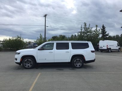 Used 2024 Jeep Wagoneer L Series II w/ Flexible Seating Group