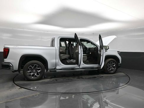 New 2026 GMC Sierra 1500 SLT w/ SLT Premium Plus Package AWD/4WD image 40