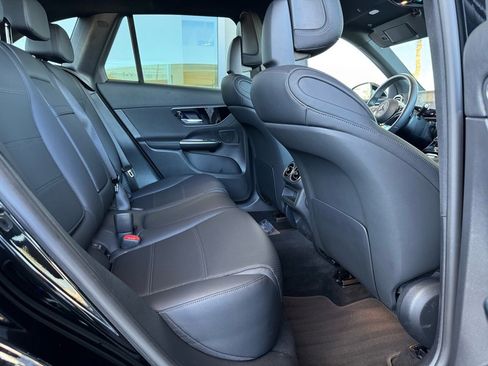 Certified 2025 Mercedes-Benz GLC 300 image 23