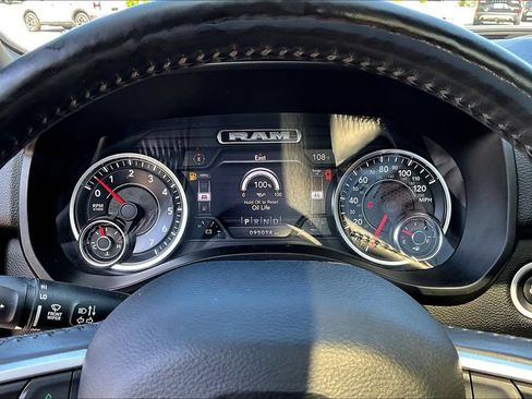 Used 2020 RAM 1500 Big Horn AWD/4WD image 16