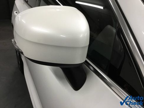 Used 2018 Volvo XC60 T5 Momentum w/ Vision Package AWD/4WD image 17