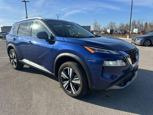 Used 2023 Nissan Rogue SL w/ SL Premium Package image 8