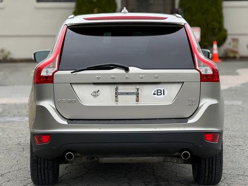 Used 2012 Volvo XC60 T6 AWD/4WD image 6