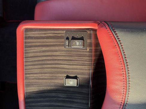 Used 2015 Lexus LS 460 AWD image 43