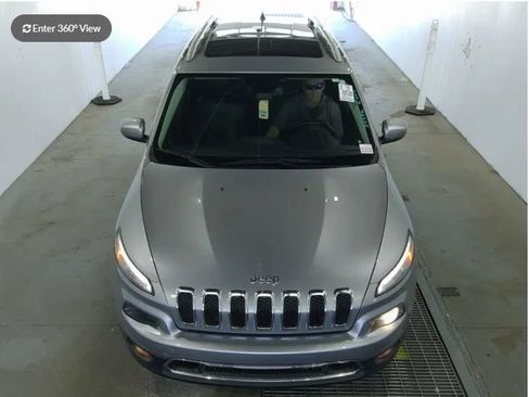 Used 2014 Jeep Cherokee Limited w/ Trailer Tow Group AWD/4WD image 4