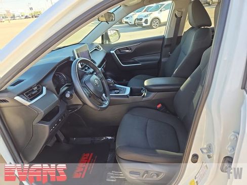 Used 2024 Toyota RAV4 XLE w/ Weather Package AWD/4WD image 19