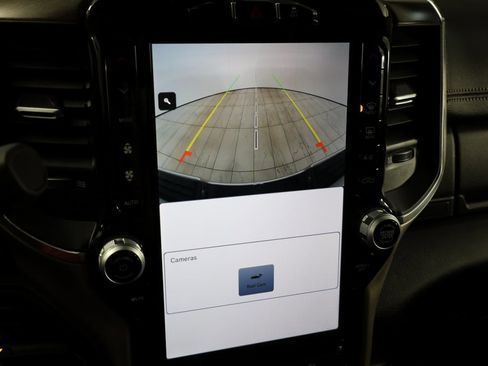 Used 2024 RAM 2500 Laramie w/ Snow Chief Group image 7