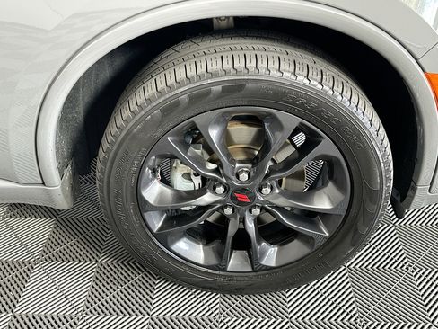Used 2024 Dodge Durango GT image 11