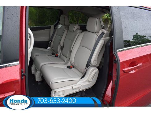 New 2026 Honda Odyssey Touring image 28