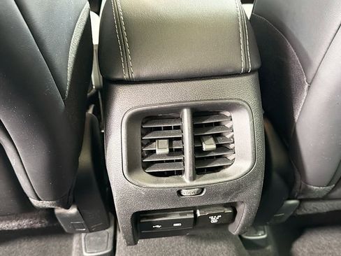 Used 2020 Jeep Cherokee Limited AWD/4WD image 28