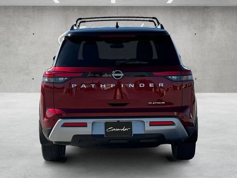 Used 2024 Nissan Pathfinder Platinum image 15