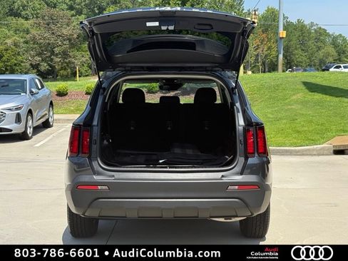 Used 2022 Kia Sorento LX FWD image 15