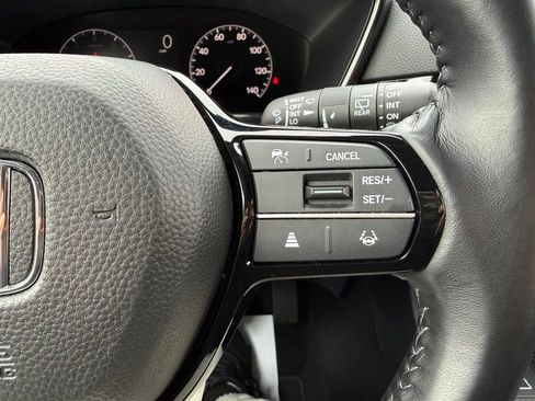 Used 2025 Honda CR-V EX-L image 18