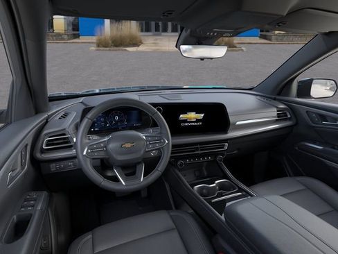 New 2026 Chevrolet Traverse LT image 15