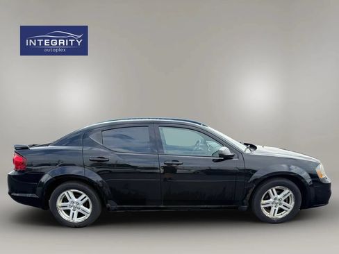 Used 2012 Dodge Avenger SE FWD image 6