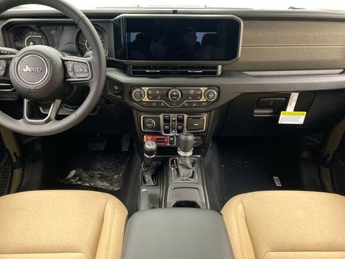 New 2026 Jeep Gladiator Sport image 19