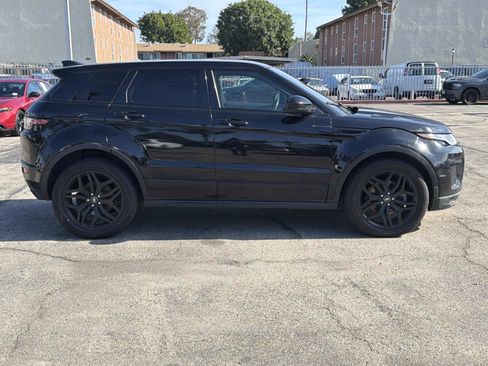Used 2017 Land Rover Range Rover Evoque HSE Dynamic image 3