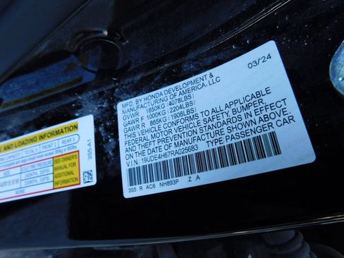 Used 2024 Acura Integra A-Spec FWD image 9