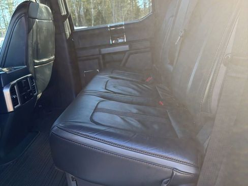 Used 2022 Ford F350 Platinum w/ FX4 Off-Road Package image 15