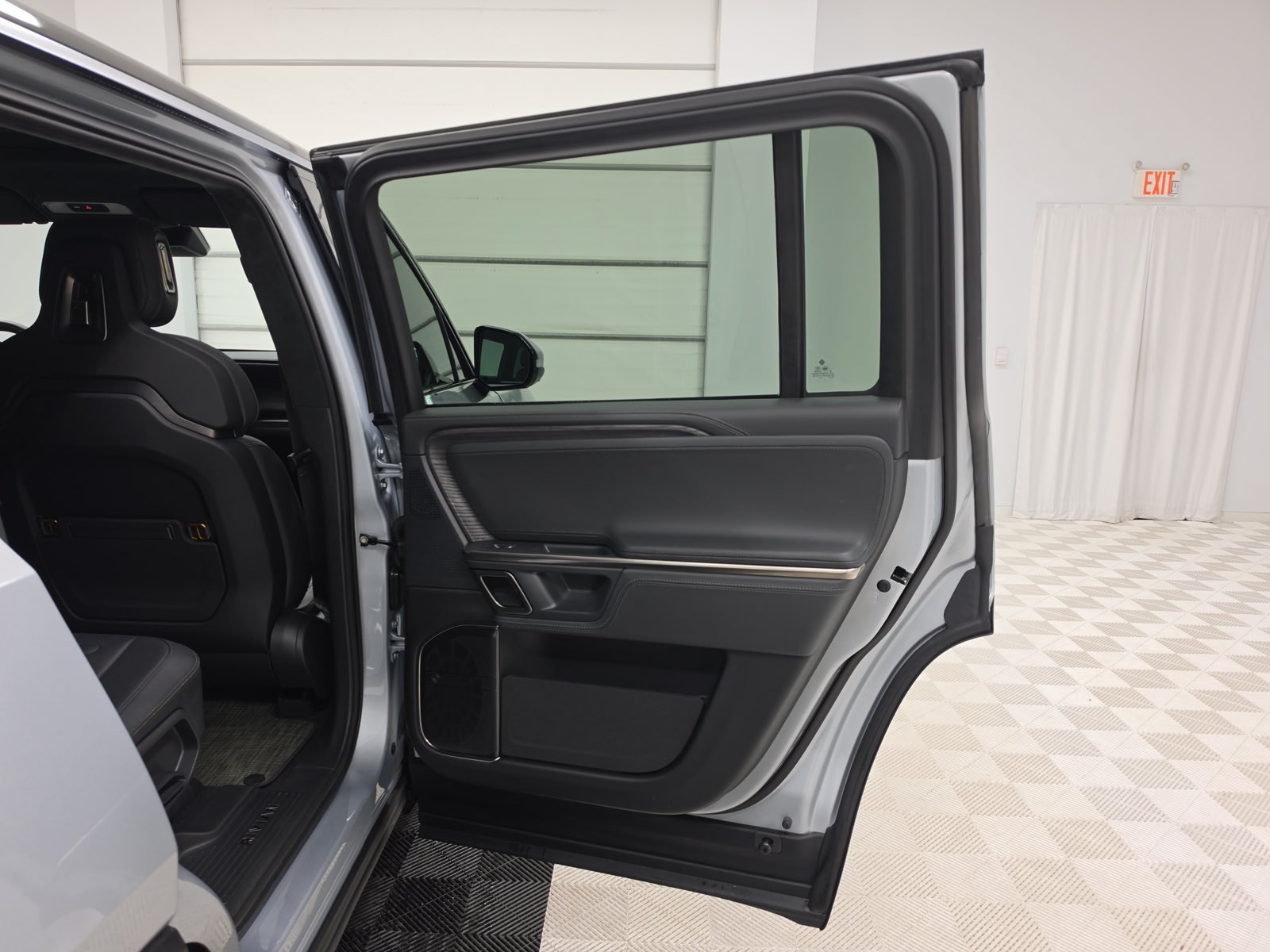 Used 2023 Rivian R1S Adventure Quad AWD/4WD image 19