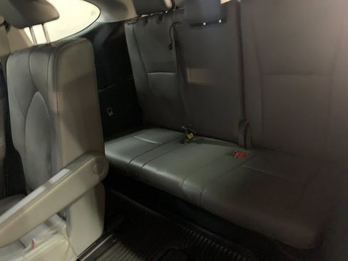 Used 2022 Toyota Highlander Limited AWD/4WD image 18