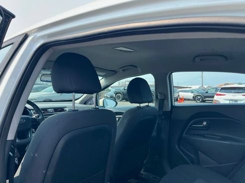 Used 2017 Kia Rio LX w/ Power Package FWD image 13
