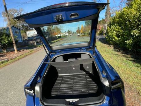 Used 2023 Toyota Prius Prime FWD image 8