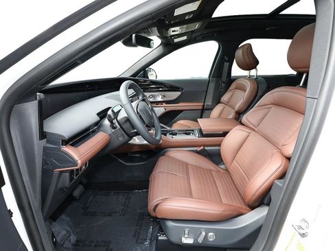 New 2026 Lincoln Nautilus Reserve AWD/4WD image 10