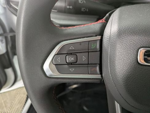 Certified 2025 Jeep Compass Trailhawk image 17