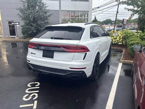 Used 2024 Audi RS Q8 AWD/4WD image 8