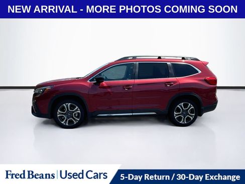 Used 2025 Subaru Ascent Limited AWD/4WD image 4