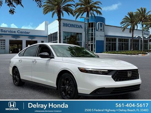 Certified 2025 Honda Accord SE image 1