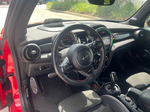 Used 2020 MINI Cooper John Cooper Works w/ Driver Assistance Package FWD image 11