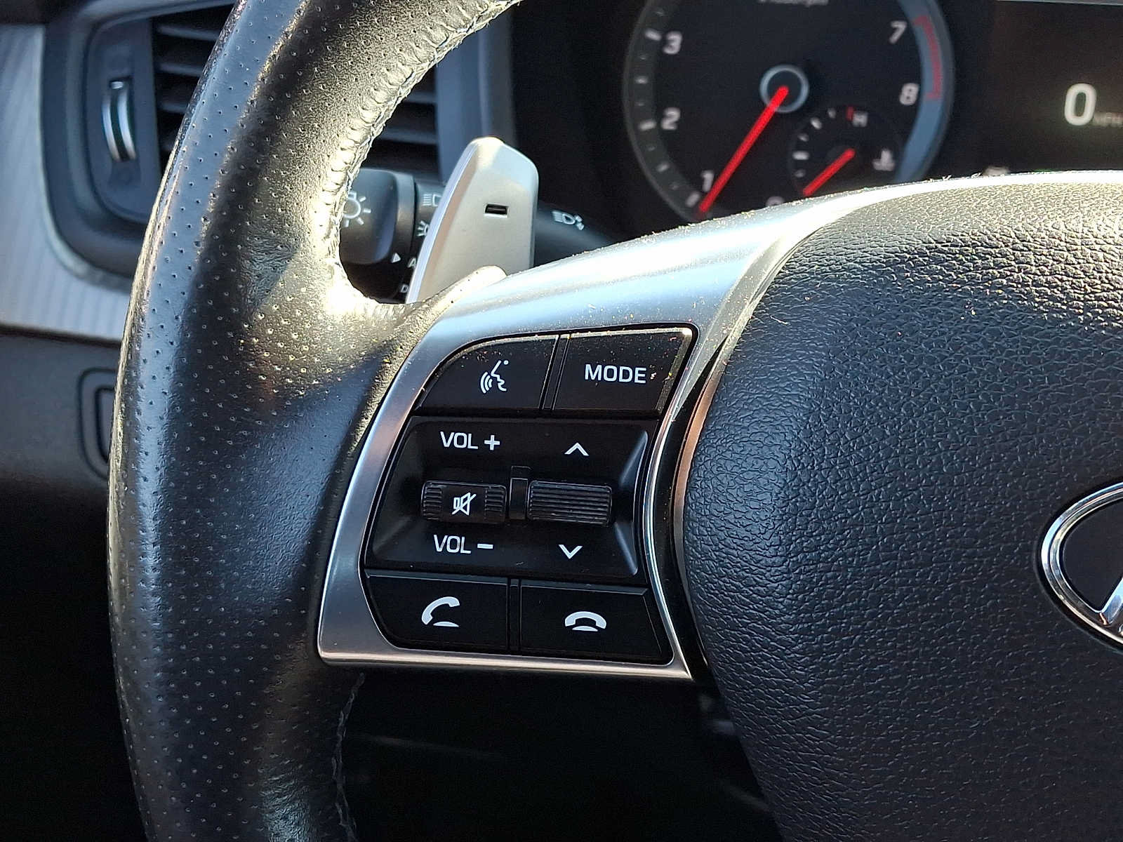 Used 2018 Hyundai Sonata Limited FWD image 23