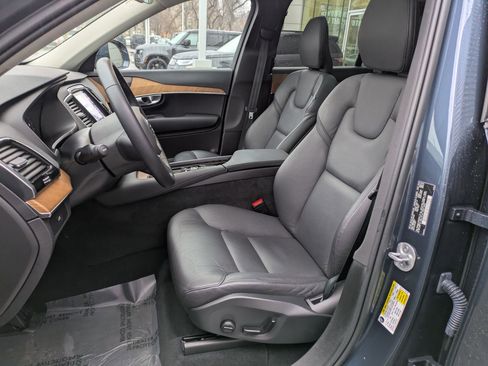 Used 2024 Volvo XC90 B6 Plus w/ Protection Package Premier image 25