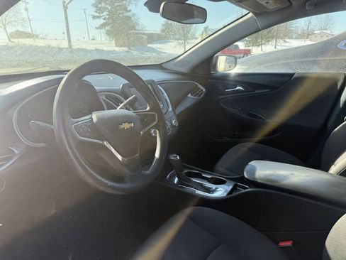 Used 2018 Chevrolet Malibu LS image 5