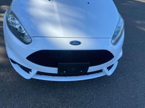 Used 2019 Ford Fiesta ST-Line w/ ST Line Cold Weather Package FWD image 6