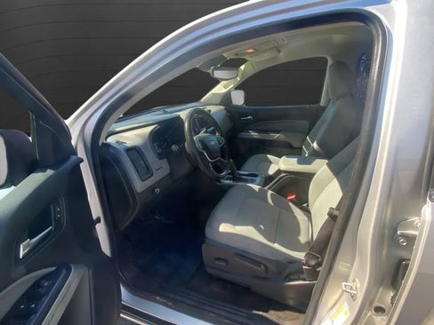 Used 2015 Chevrolet Colorado LT RWD image 21
