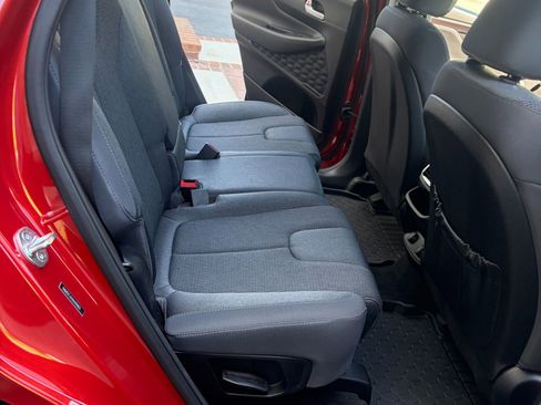 Used 2019 Hyundai Santa Fe SE AWD/4WD image 7