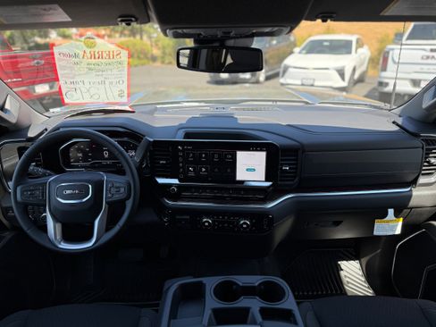 New 2025 GMC Sierra 2500 SLE w/ SLE Value Package; image 18