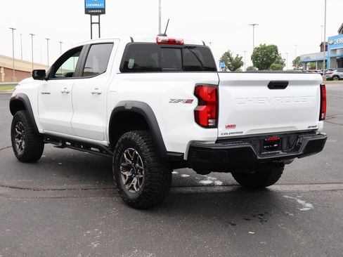Used 2024 Chevrolet Colorado ZR2 w/ ZR2 Convenience Package III AWD/4WD image 7