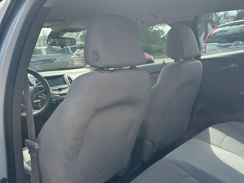 Used 2018 Chevrolet Cruze LS FWD image 10
